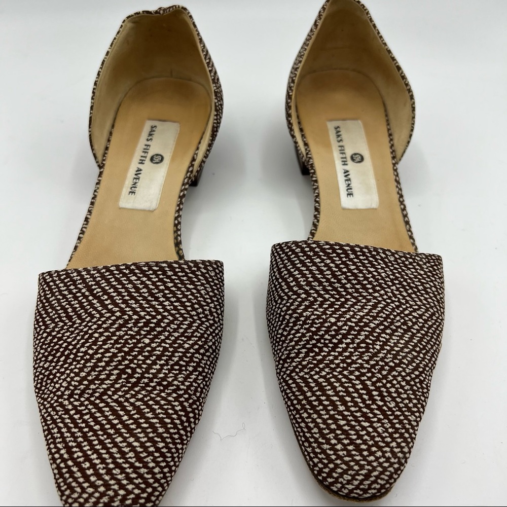 Saks Fifth Avenue Brown and White Flats - Picture 4 of 8